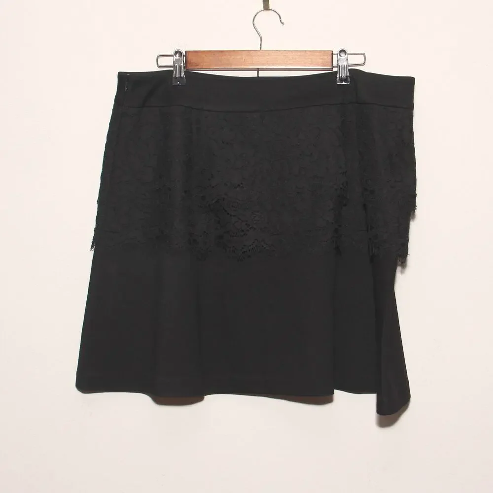 Cabi Style #3496 Soiree Lace Accent Skirt Size 16 Black